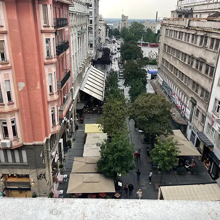 4 Bedroom In The Pedestrian Zone Belgrado